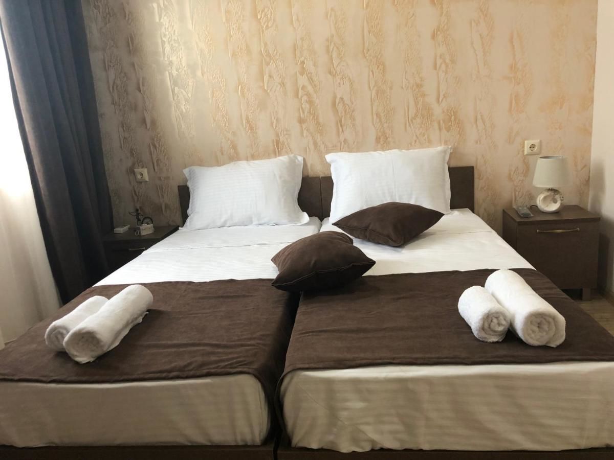 Гостевой дом Guesthouse Family Батуми-30